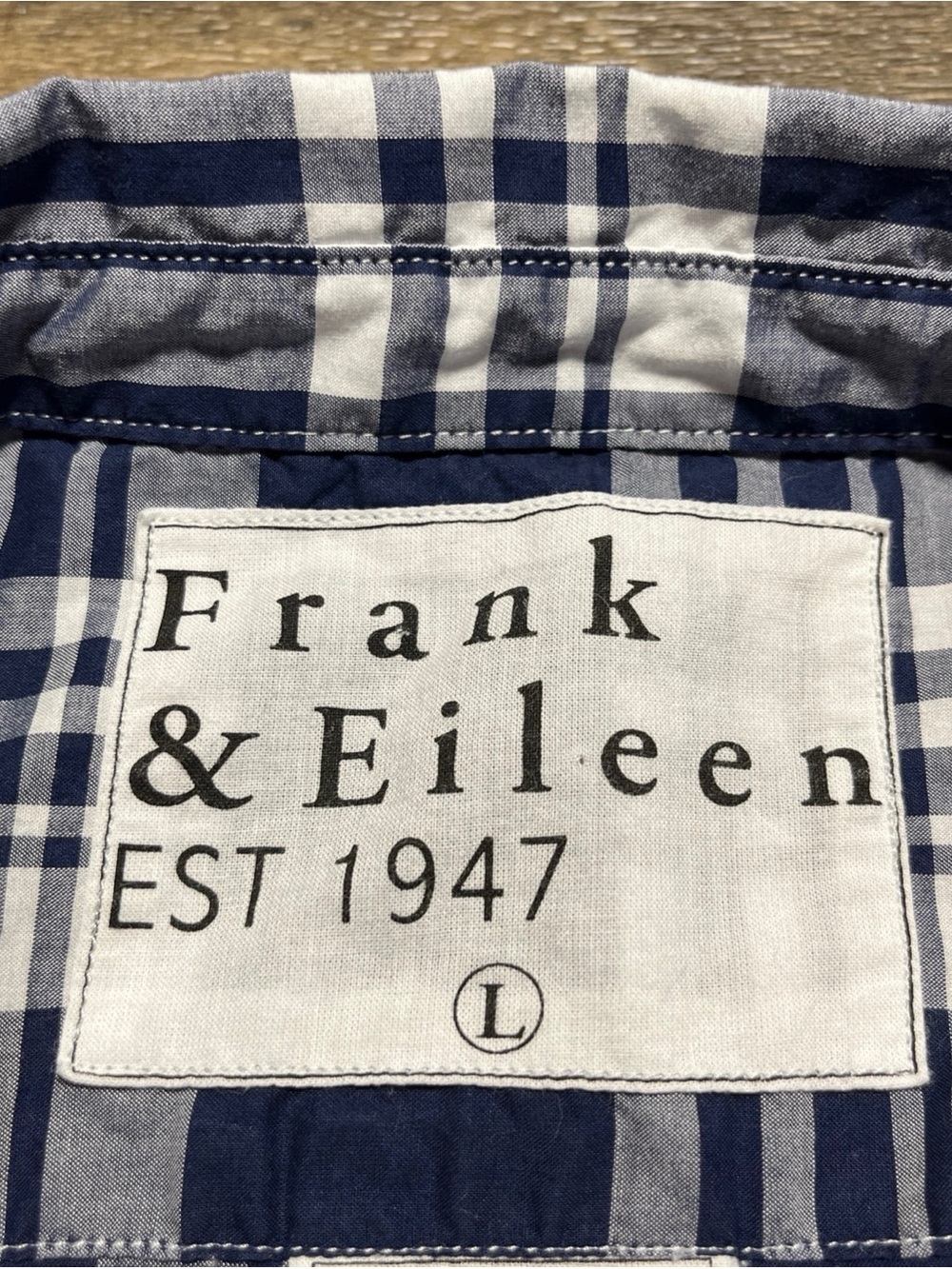 Frank & Eileen Eileen Italian Cotton Shirt Women’s Large Navy Plaid Relaxed EUC - Picture 8 of 11